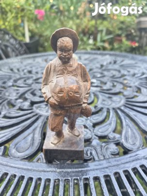 Uoro Sancho Panza fából kézzel faragott szobor, faragás