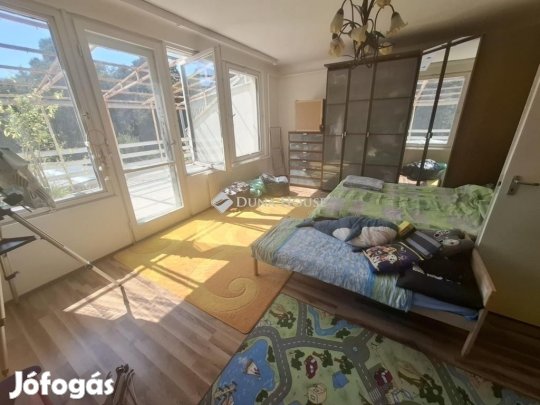 Úrii 386 nm-es ház eladó