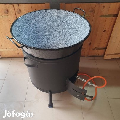 Üstszett 70literes üstel,