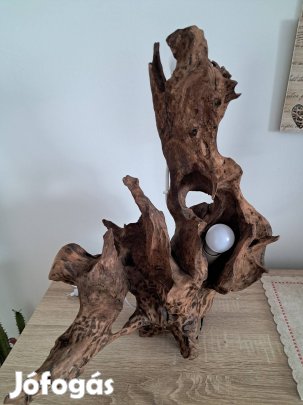 Úszadék fából készült asztali lámpa