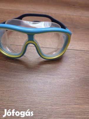 Úszószeműveg