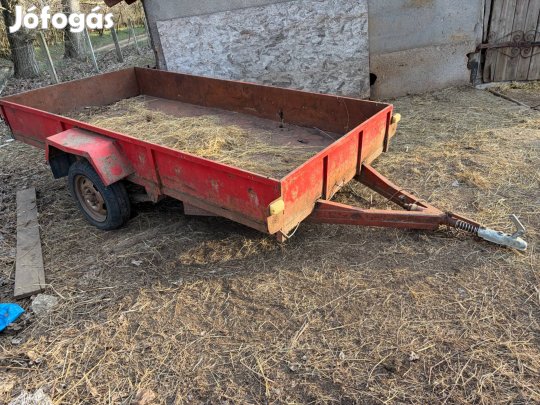 Utánfutó 150 x 300