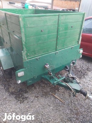 Utánfuto 2 év müszakival,jo állapotban elado