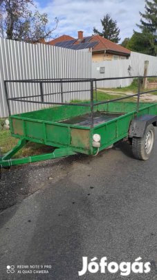 Utánfutó kölcsönző