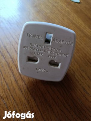 Utazó adapter átalakító aljzat travel adapter