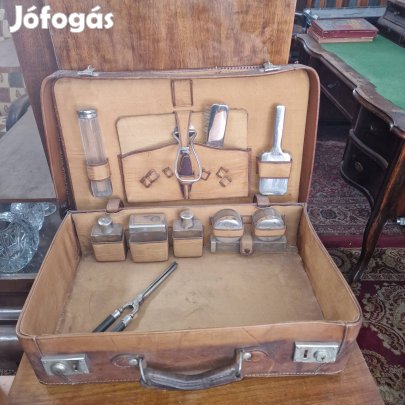 Útazó pipere bőrönd 1910-1920.