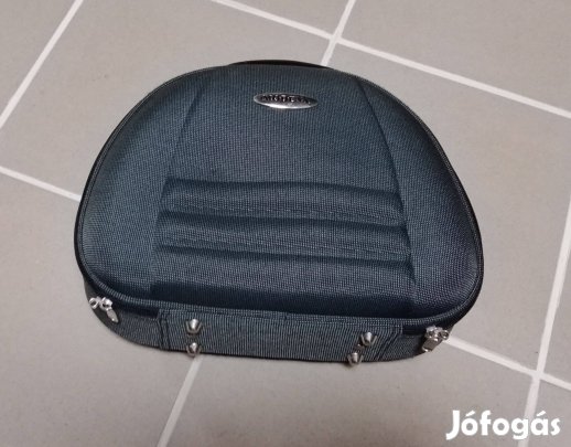 Utazó sminkes táska