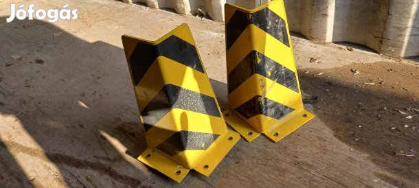 Ütközésvédő sarokelem