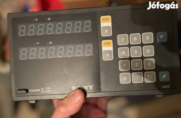 Útmérő_Sony_ 2 tengelyes