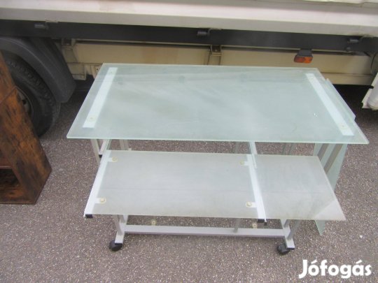 Üveg,Számitógépasztal