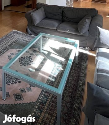 Üveg dohányzó asztal