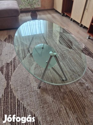 Üveg dohányzóasztal eladó