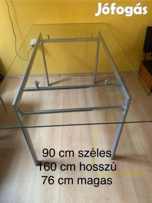 Üveg étkező asztal