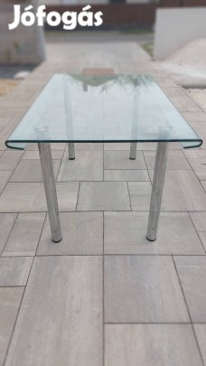 Üveg étkezőasztal 140x85