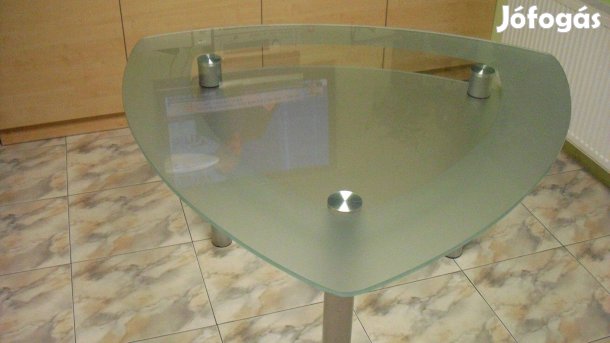 Üveg étkezőasztal eladó!