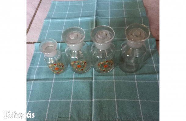 Üveg fűszertartó, tároló 13 x 7 cm