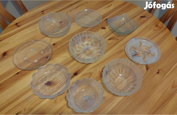 Üveg süteményes tálak