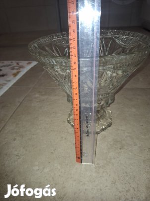 Üveg tálaló tál
