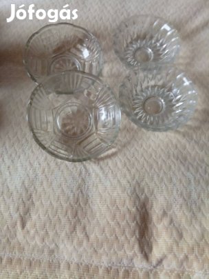 Üveg tálkák eladók
