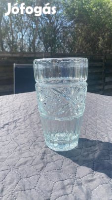 Üveg váza 1400g