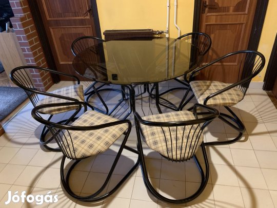 Üvegasztal 6db székkel