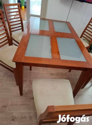 Üvegbetétes étkezőasztal 6 db székkel eladó