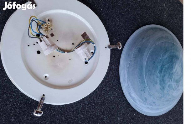 Üvegburás fali- mennyezetilámpa (UFO lámpa)