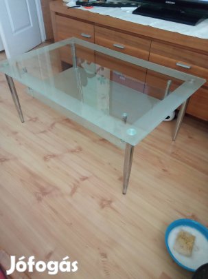 Üveges Dohányzó Asztal Eladó 