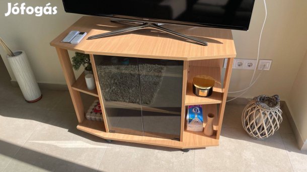 Üveges TV állvány