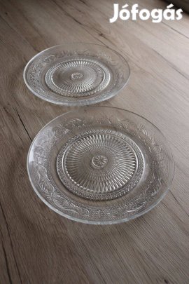 Üvegtányér 2 db