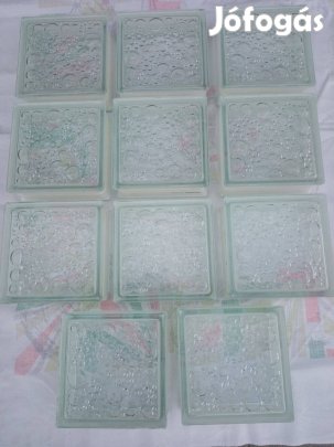 Üvegtégla buborék mintás