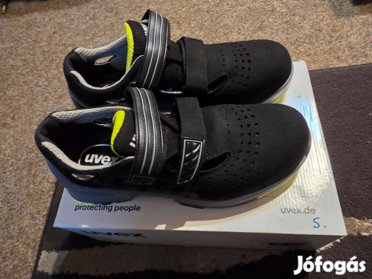 Uvex 43 munkavédelmi szandál