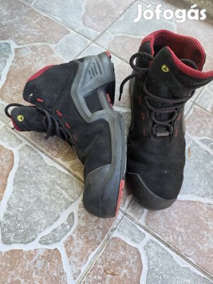 Uvex munkavédelmi bakancs 47 méret 