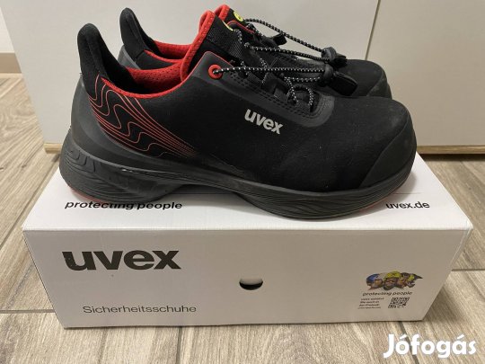 Uvex munkavédelmi cipő 40-es