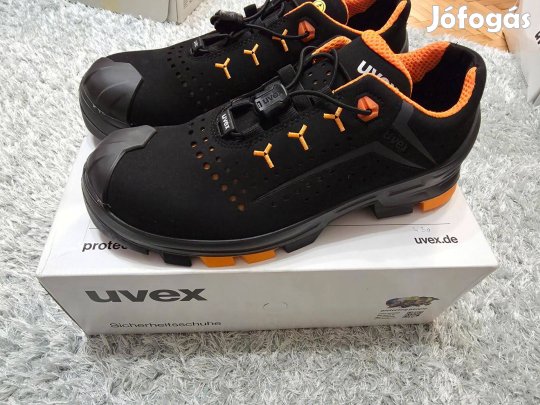 Uvex munkavédelmi cipő 43