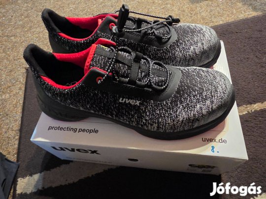 Uvex munkavédelmi cipő 44