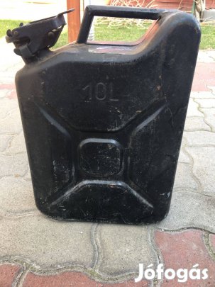 Üzemanyagkanna fémből 10 literes eladó!