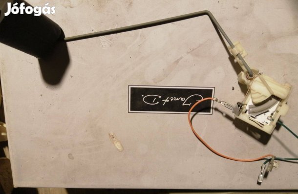 Üzemanyagszint jelző Ford Focus C Max - hoz