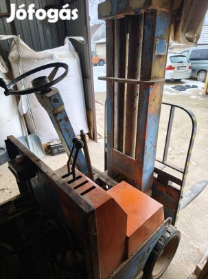 Üzemképtelen targonca alkatrésznek