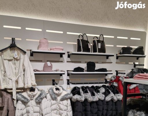 Üzletberendezés, falpanel kiegészítőkkel