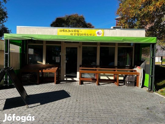 Üzlethelyiség Budatétény Rózsakert lakótelepén eladó!