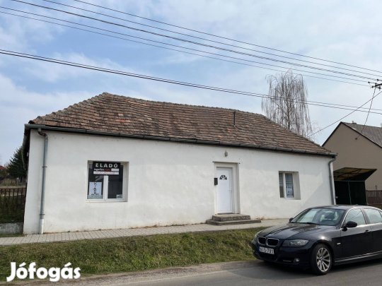 Üzlethelyiség, kisüzem eladó, kiadó Nógrád megyében Palotáson