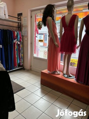 Üzlethelyiség eladó!