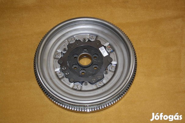 VAG 7 seb.DSG lendkerék 04L105266Ad 04L105266AB