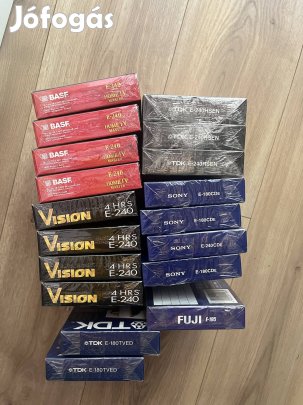 VHS videókazetta csomag  (új/ bontatlan) 