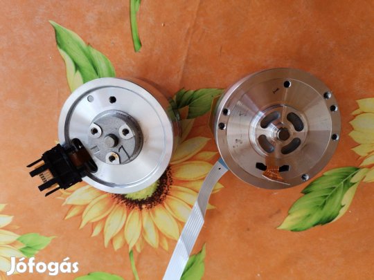 VHS videómagnó videó forgófeje 2 db