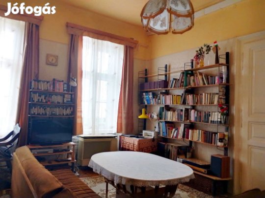 VII. Kerület, Rákóczi út, 77 m2-es, társasházi lakás, 2+1 szobás