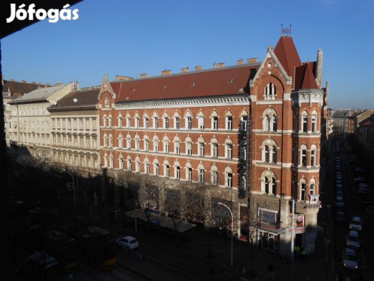 VII ker Wesselényi utcában V emeleti egyszobás lakás eladó 60 M