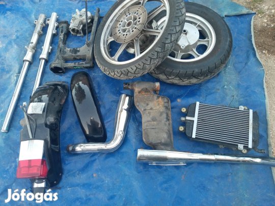 VN 750 Vulcan alkatrész