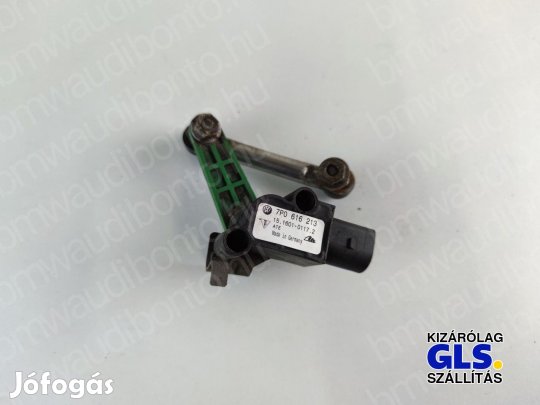 VOLKSWAGEN TOUAREG (7P5, 7P6) Fényszórószint magasságszabályozó kapcso